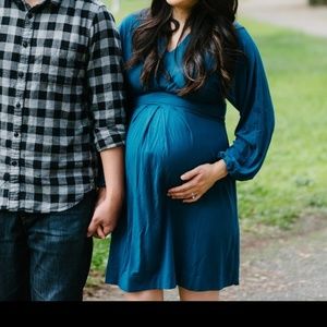 Ingrid&Isabel - Maternity Dolman Dress (Blue, S)